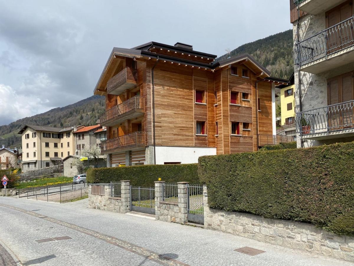 Ferienwohnung Great Escapes Ponte Di Legno Exterior foto