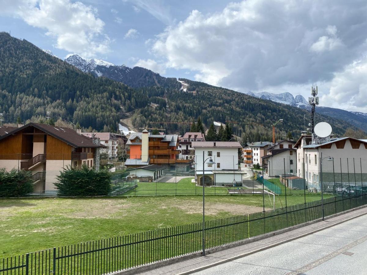 Ferienwohnung Great Escapes Ponte Di Legno Exterior foto