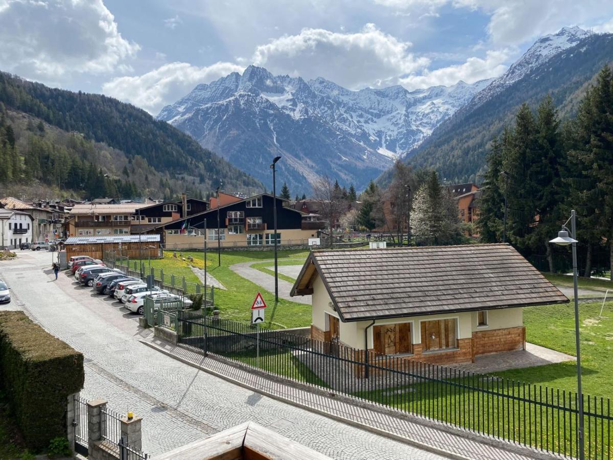 Ferienwohnung Great Escapes Ponte Di Legno Exterior foto